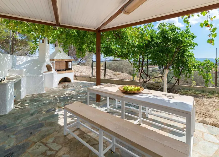 Hill & Seaview - Luxury Penthouse